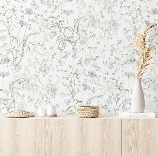 Delicate Meadow Blooms Wallpaper