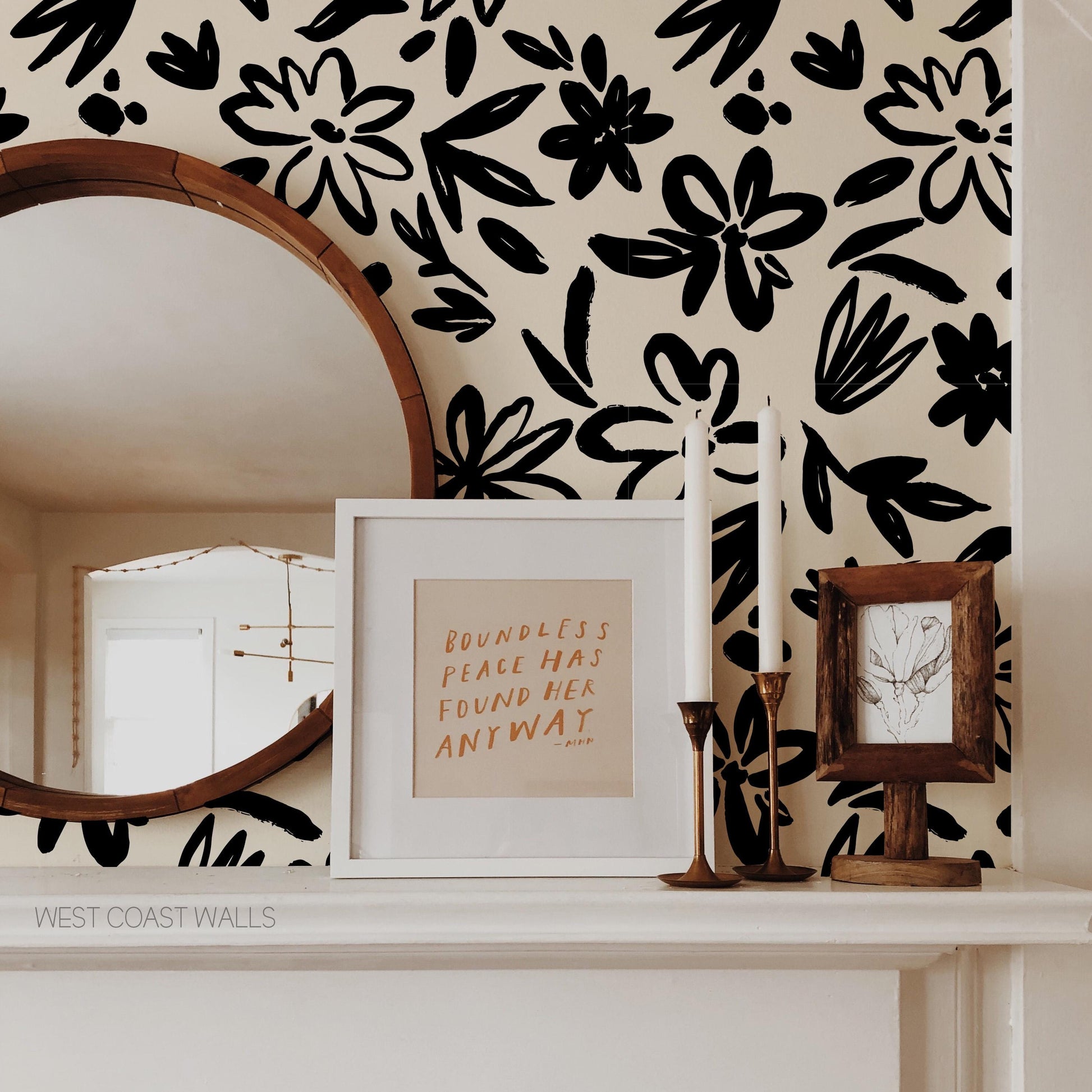 Veda Floral Wallpaper / Bold Floral Design / Floral Feature Wall / Boho Floral Wallpaper / Vintage Wallpaper