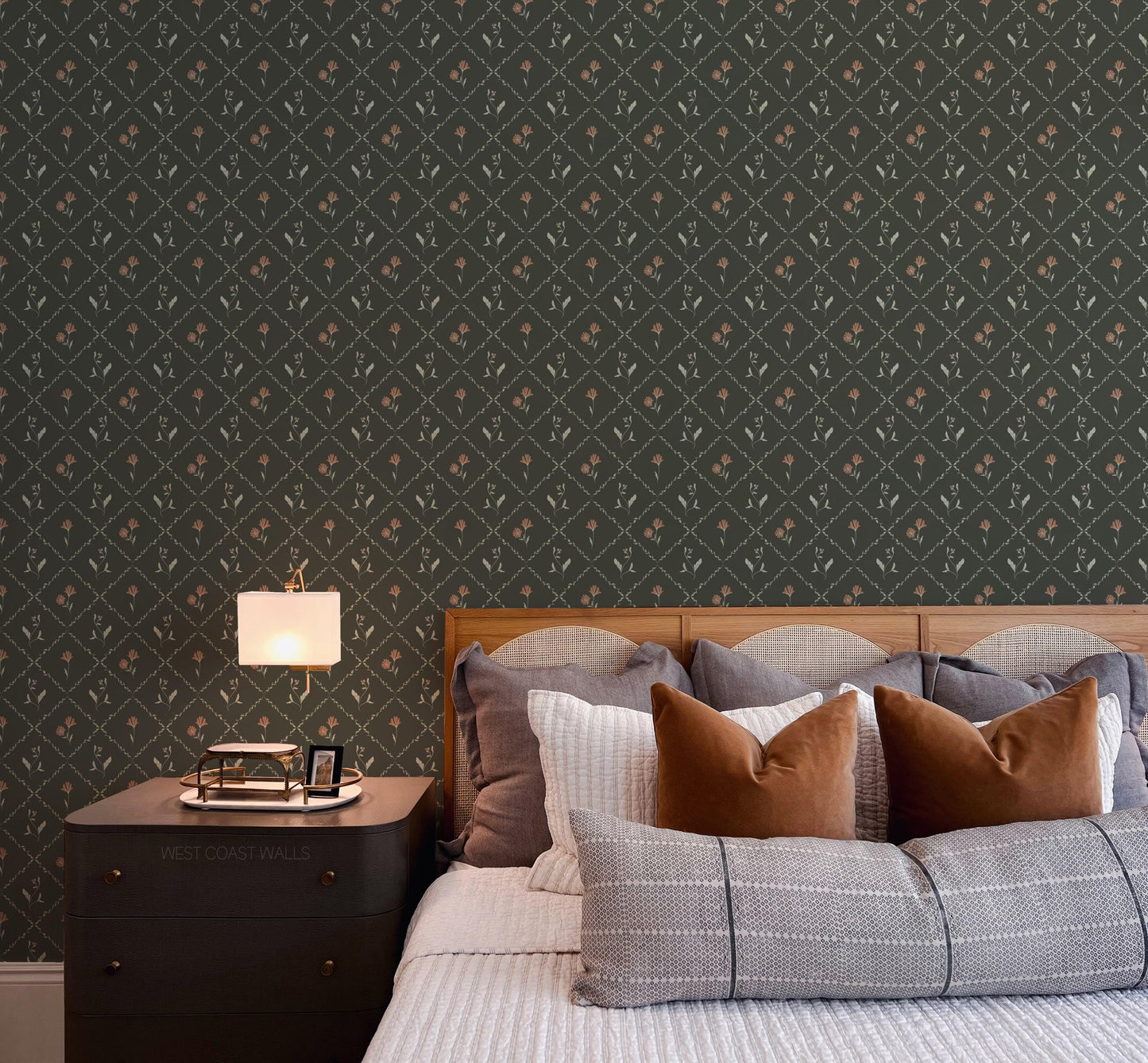 Wildflower Diamond x Lisee Ree Designs / Classic Wallpaper / Botanical Wallpaper / Hand Drawn Wallpaper / Geometric Wallpaper