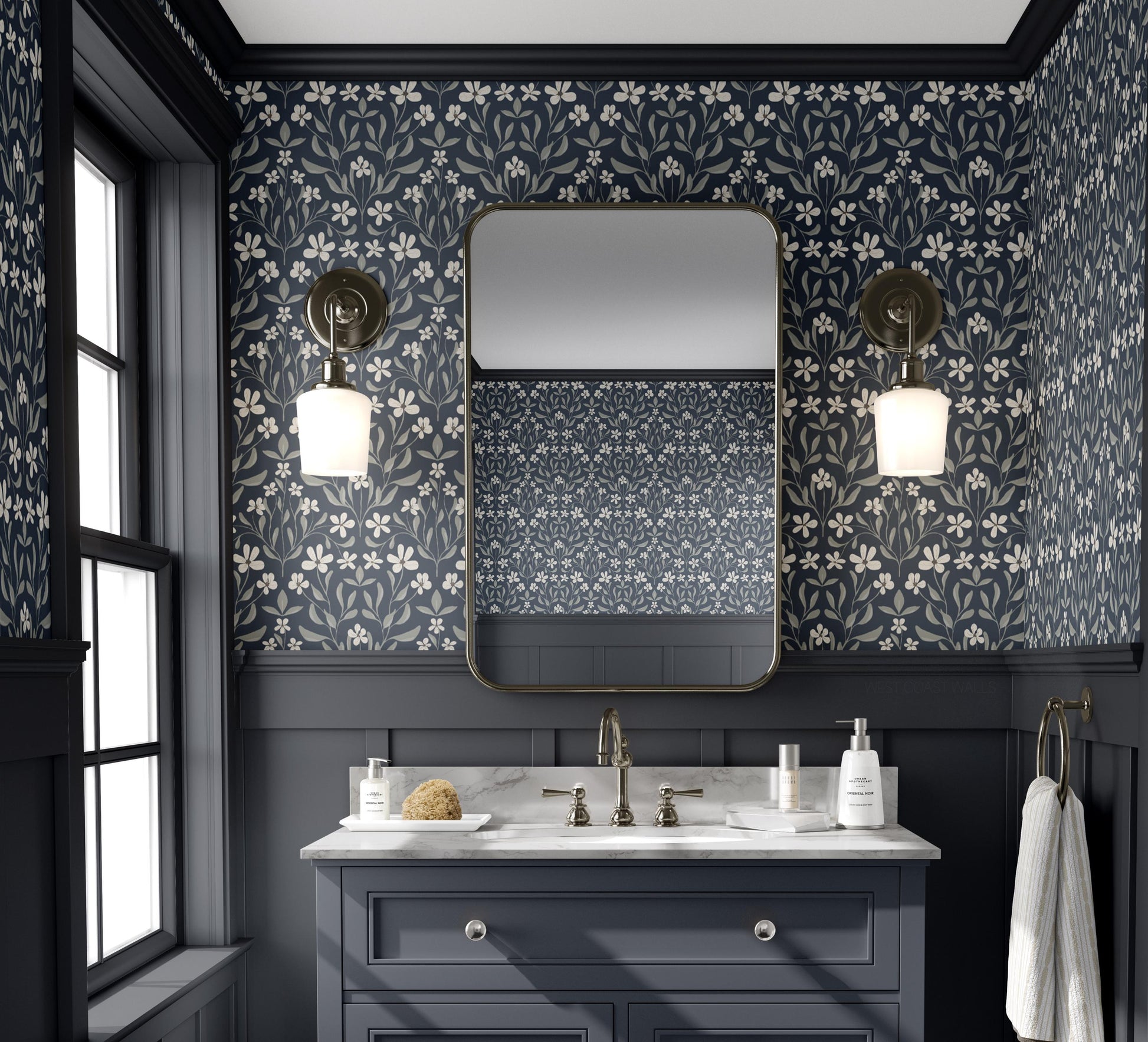 Friendly Flowers x Lisee Ree Designs / Classic Wallpaper / Floral Wallpaper / Hand Drawn Wallpaper / Floral Motif