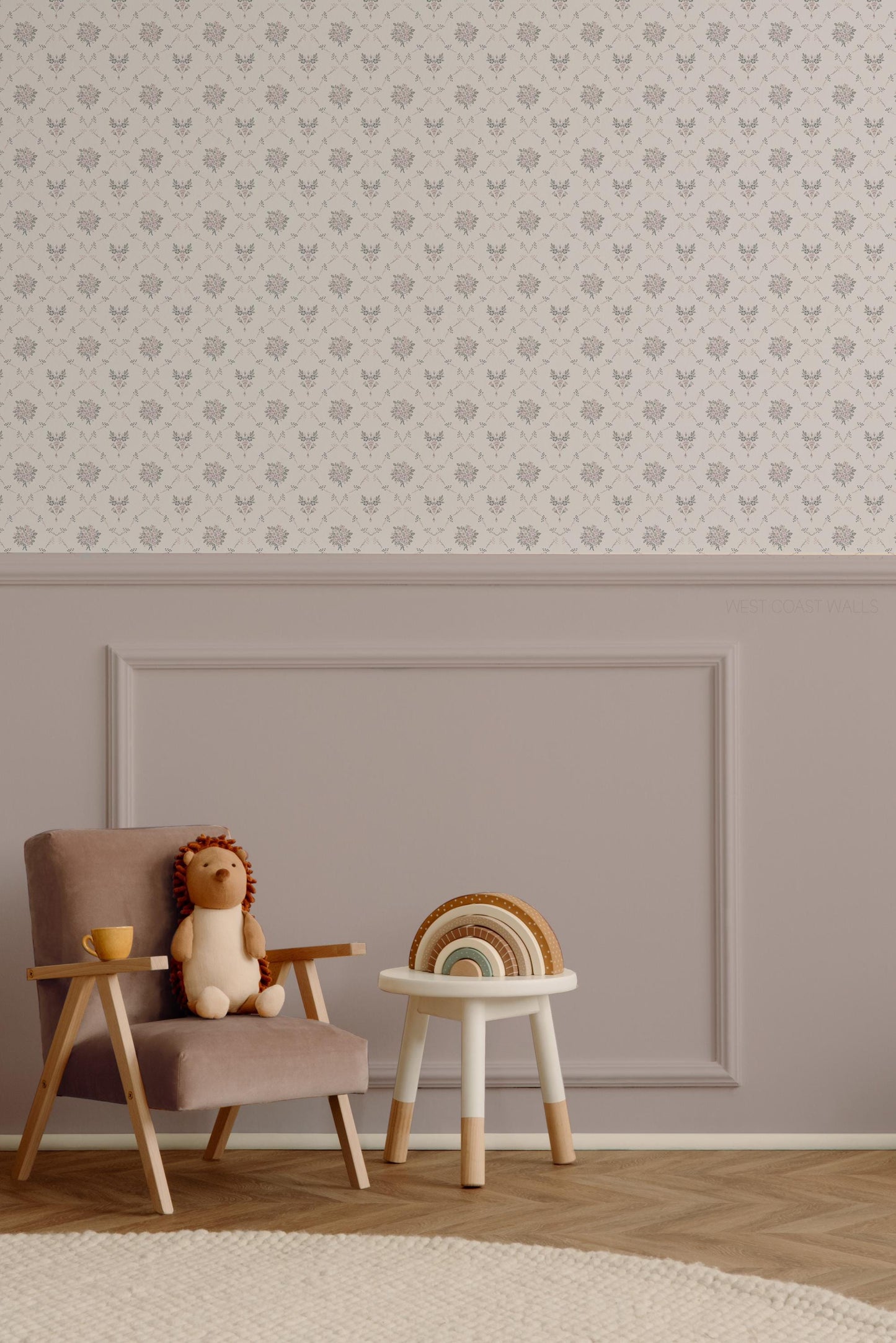 Lola Floral Diamond Wallpaper / Shabby Chic / Dainty Floral Wall / Vintage Inspired