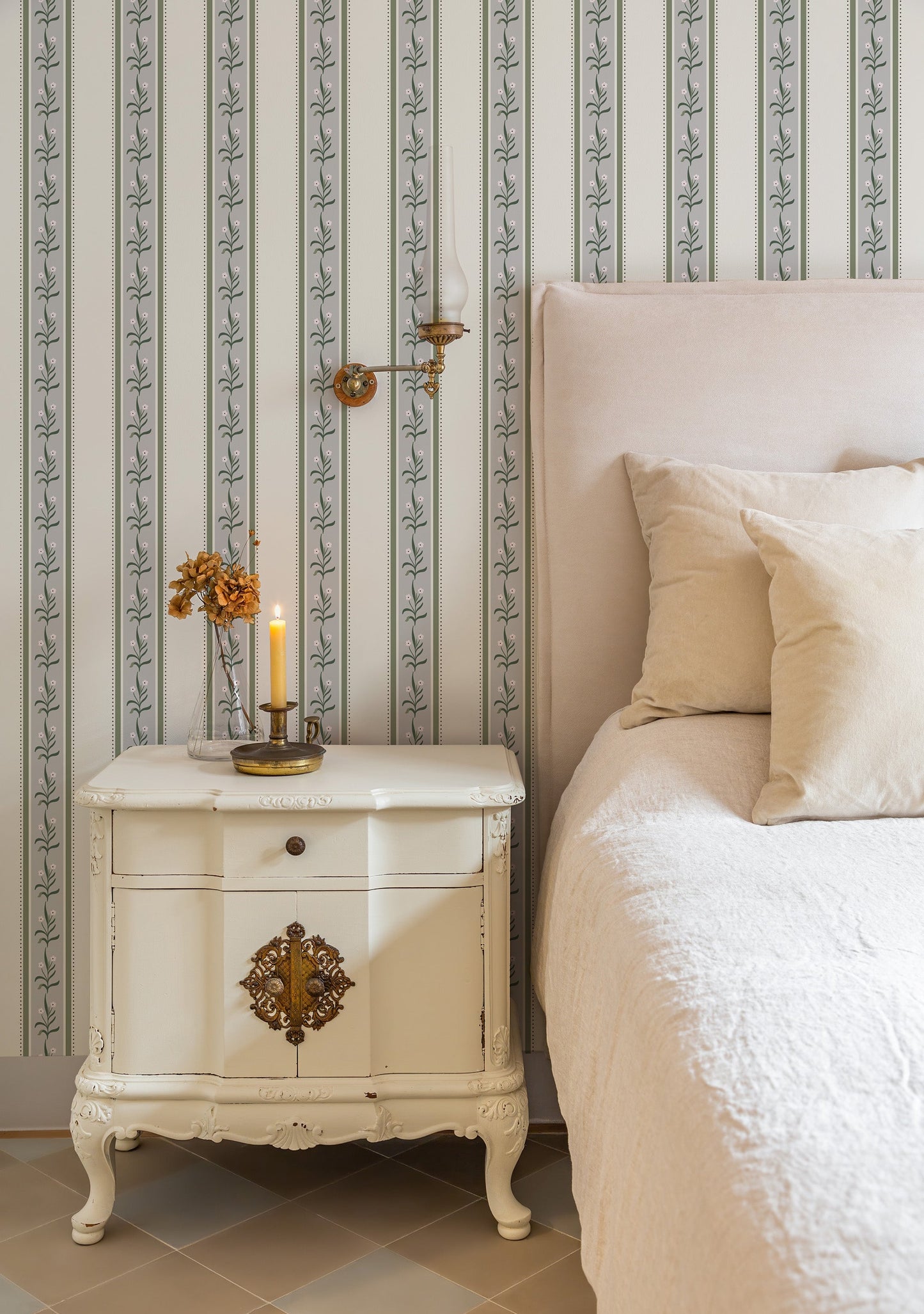 Margot Striped Wallpaper