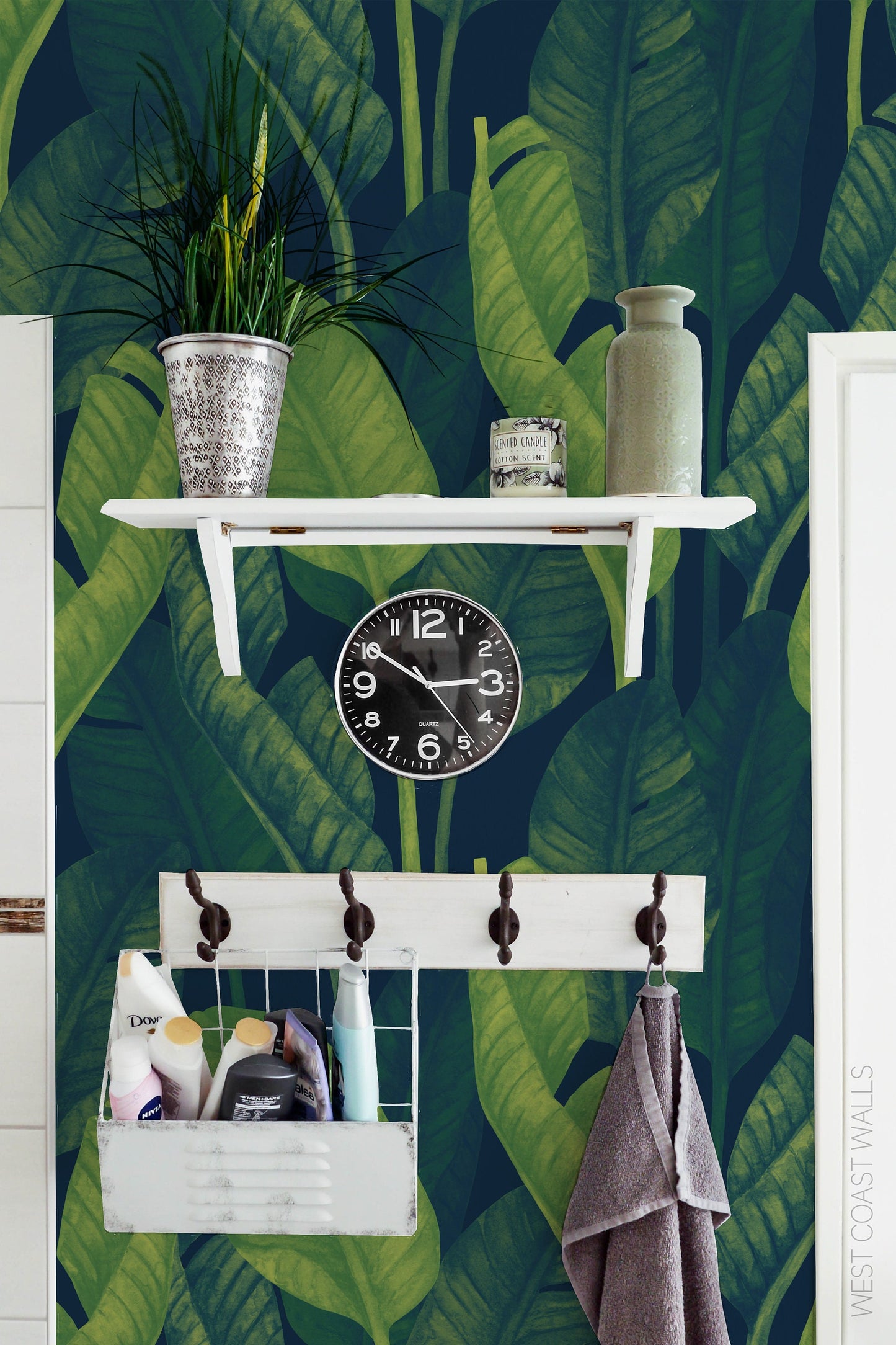 Painted Banana Leaves Wallpaper